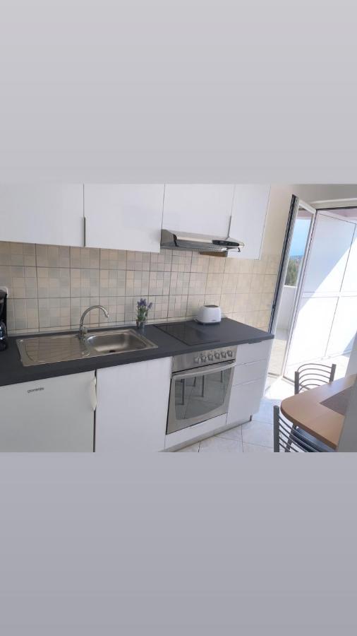 Lägenhet Apartmani Leona